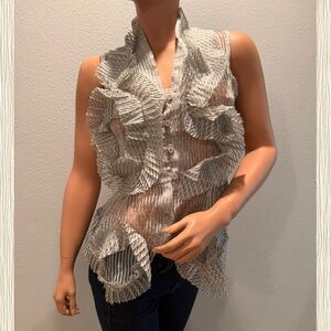 Elegant Gray Ruffled Women's Top